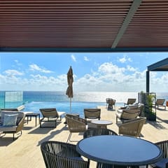 1Bdr Vista al mar espacioso y lujoso ubicación top