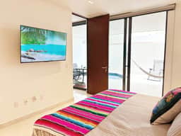 Nuevo con piscina privada a pasos del mar y 5ta - Image 4