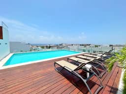 Spacious 1BD steps from 5th avenue and the beach - Image 5