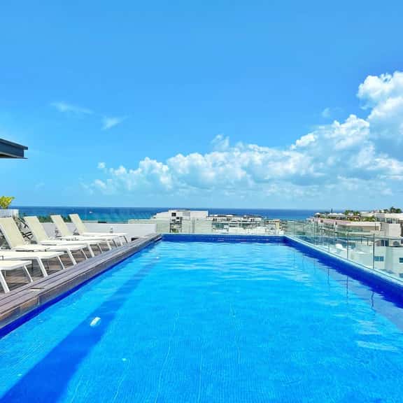 Cozy & modern, steps from 5th Ave & Mamitas Beach - Imagen 1