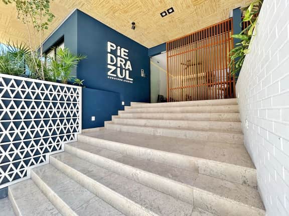 Cozy & modern, steps from 5th Ave & Mamitas Beach - Image 4