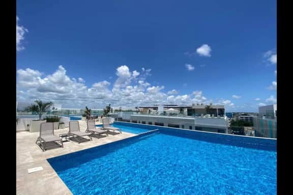 Great Location, amazing rooftop with ocean view - Image 5