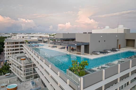 Hermoso y exclusivo 1BD a pocos pasos Del Mar - Image 3