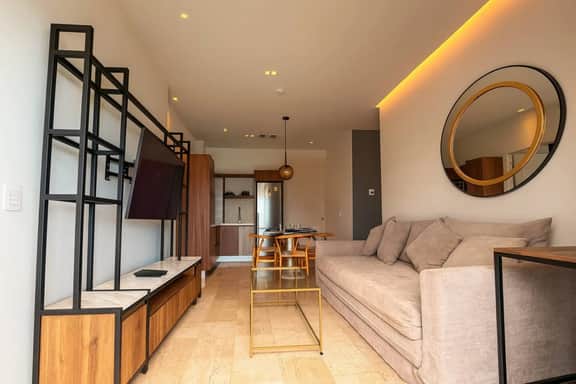 Luxury 1bd ocean view, steps from beach & 5av - Imagen 5