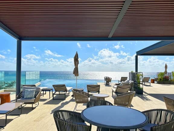 Nuevo con piscina privada a pasos del mar y 5ta - Image 3