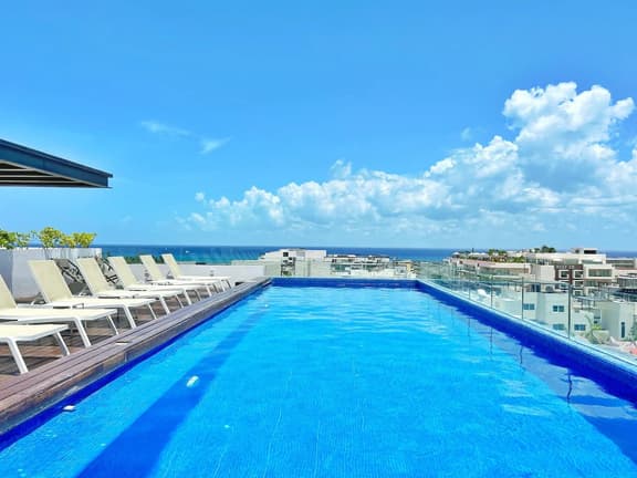 Cozy & modern, steps from 5th Ave & Mamitas Beach - Image 1