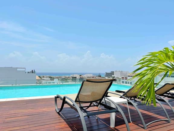 Cozy 1bd steps from 5th & beach rooftop ocean view - Imagen 1